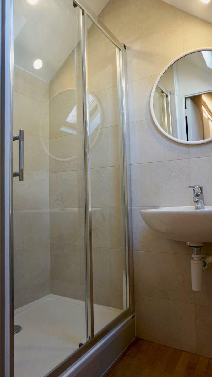 Unit 8 - Charming Loft Apt. Near Avenue Louise Free Parking Bruxelas Exterior foto